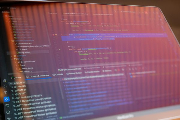 How is the uk tackling big data analytics challenges with innovative computing hardware?